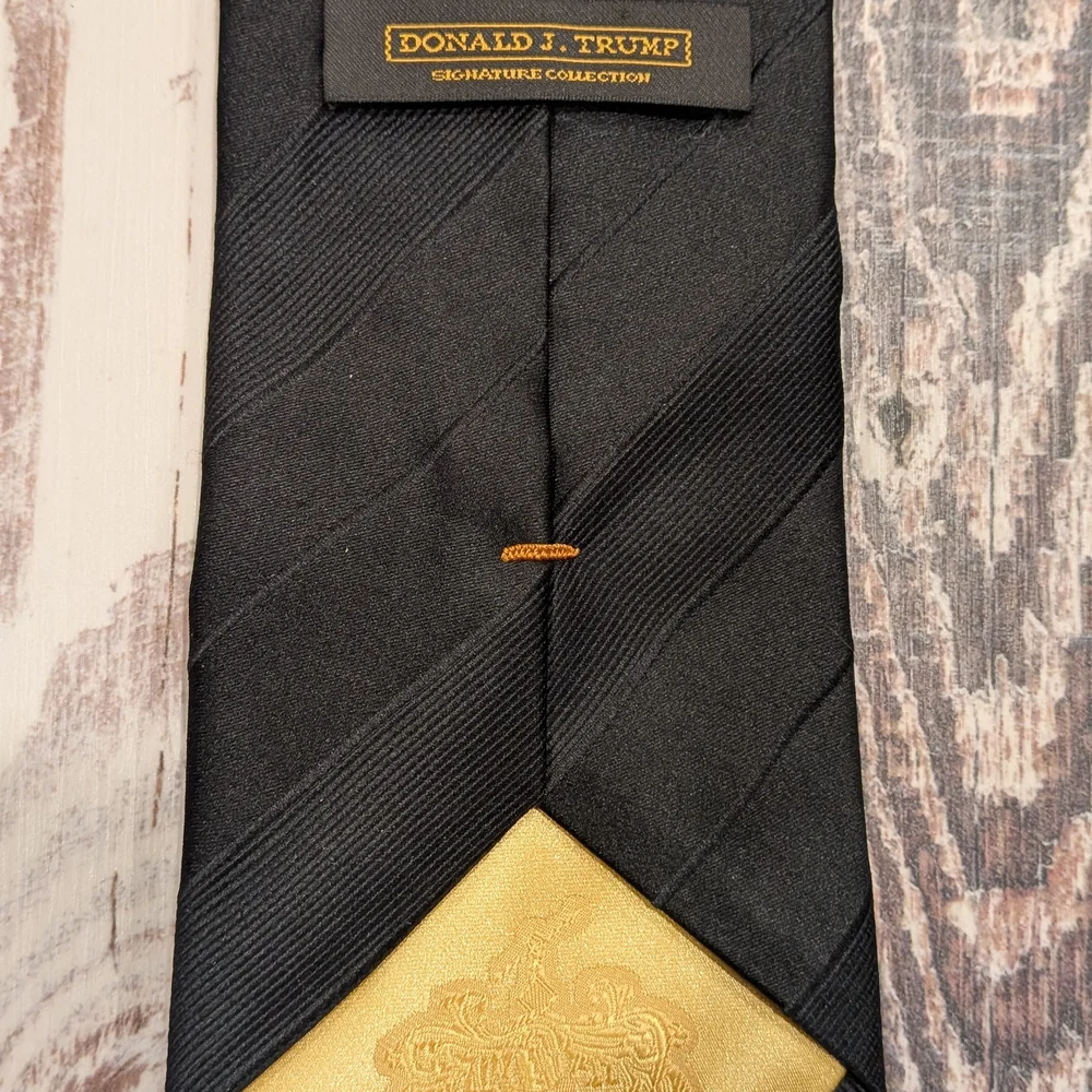 Donald Trump Signature‎ Gold Bar Classic Black Striped Men's Tie